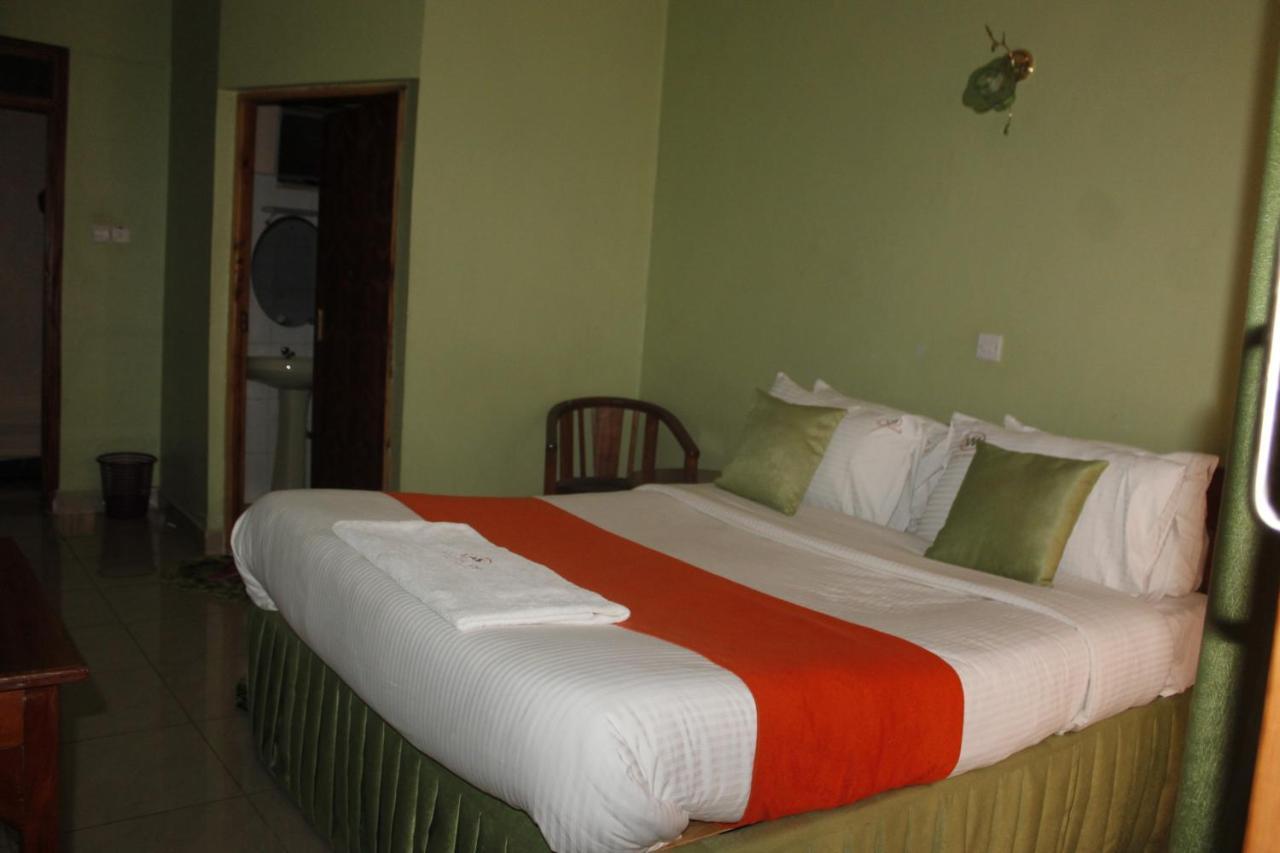 Hotel Winstar Eldoret Buitenkant foto